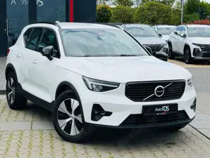 Volvo XC40 Plus Dark 2WD/Navi/Harman-Kardon Bild 3