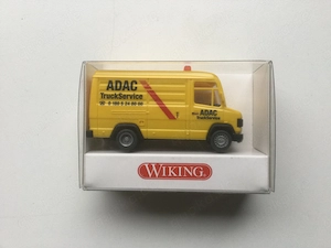 Wiking 1:87 Modell Mercedes Benz 507 D ADAC Truckservice 