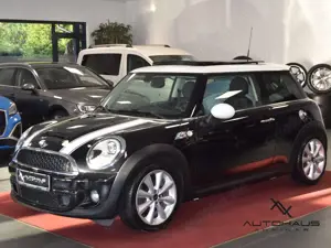 MINI One Cooper S~PANO~NAVI~LEDER~PDC~SITZHEIZ~SOUNDSYSTEM Bild 3