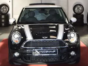 MINI One Cooper S~PANO~NAVI~LEDER~PDC~SITZHEIZ~SOUNDSYSTEM Bild 5