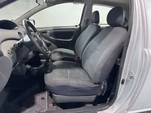 Toyota Yaris 1.0 C *Klimaanlage* Bild 4