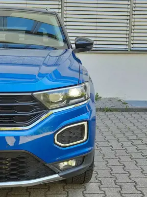 Volkswagen T-Roc DSG/Style/LED/Kam/DAB+/Navi/Eu6d