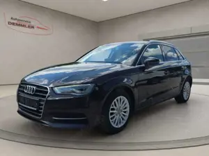 Audi A3 Sportback 2.0 TDI quattro S-tronic,LED,Navi,Standh