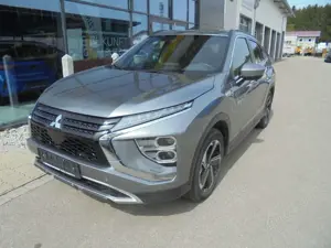 Mitsubishi Eclipse Cross Plus Hybrid 4WD Anhängerkupplung