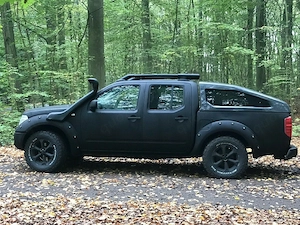 Nissan Navara 2,5l  AHK 4x4 Allrad Bild 4