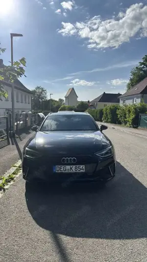 Audi A4 Avant 40 TDI S tronic line