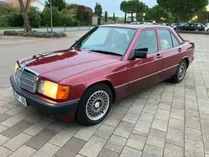 Mercedes-Benz 190 190 E 2.3