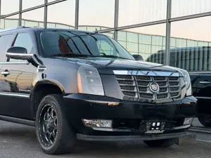 Cadillac Escalade GMT900 Elegance AHK TV LED Kamera