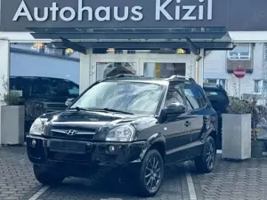 Hyundai TUCSON 2.0-GLS *(2WD)*