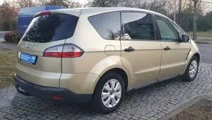 Ford S-Max Ambiente Bild 3