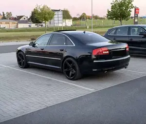 Audi A8 4.2 TDI DPF quattro