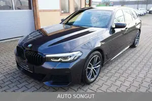 BMW 540 d xDrive T. *M-SPORTPAKET*1.HAND*LEDER*SPORTS