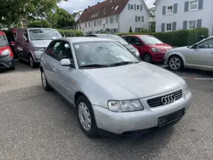Audi A3 A3 1.6 Ambiente Bild 2