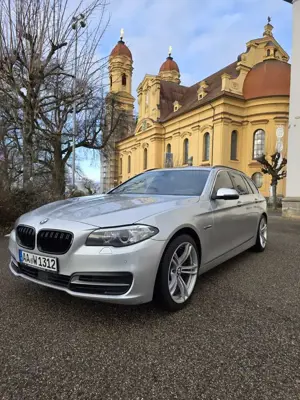 BMW 525 525d Touring Sport-Aut. Luxury Line