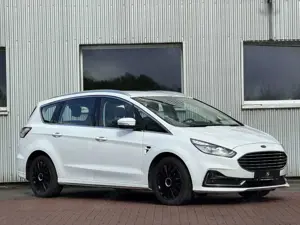 Ford S-Max Titanium*Automatik*CarPlay*Ambiente*1-Hand
