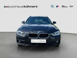BMW 320 d Touring xDrive +nur an Händler/Export+HU2/27 Bild 2
