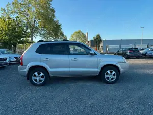Hyundai TUCSON 2.0 GLS