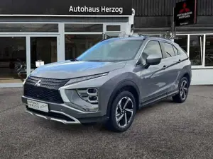 Mitsubishi Eclipse Cross PHEV PLUS 2.4 4WD *SHZ + ALU*
