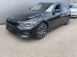 BMW 320 dA*LED*Navi*DAB*AHK*PDC