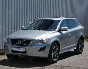 Volvo XC60 XC60 R-Design Drive-1-Hand-Leder-Navi-Xeno