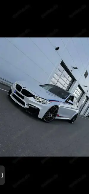 BMW M3 DKG Competition