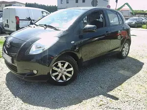 Toyota Yaris Team /5 trg/met+Klima+Funk+Alu/org km/ TÜV 2027