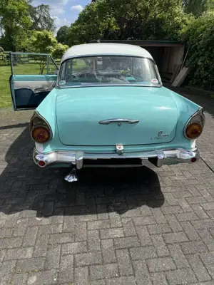 Ford Taunus De luxe