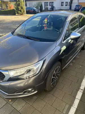 DS Automobiles DS 4 Crossback