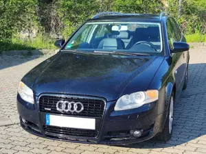 Audi A4 A4 Avant 2.0 T FSI quattro tiptronic