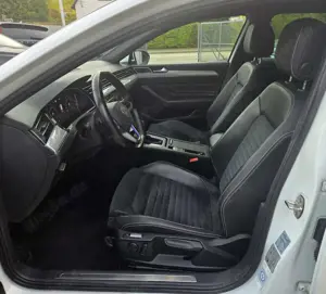 Volkswagen Passat GTE Led.Matr.Cam.DigTach.AHK.St.Hzg./FB Bild 2