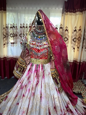 Afghanosches braut Kleid 