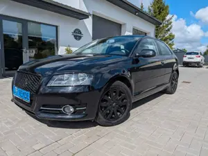 Audi A3 1.2 TFSI Attraction*NAVI*SHZ*PFC*Tempomat*