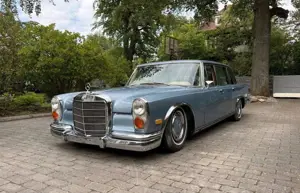 Mercedes-Benz 600 W100