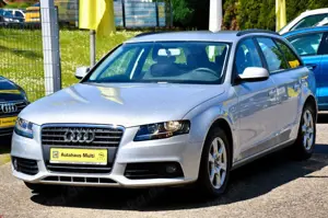 Audi A4 Avant Attraction Klima PDC ALU Bild 3