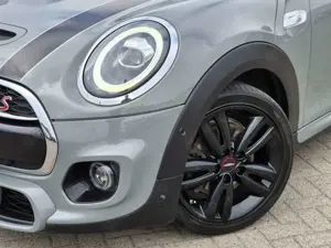 MINI Cooper S Bild 2