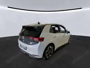 Volkswagen ID.3 Pro Performance 1st Plus Navi LED Kamera Bild 3