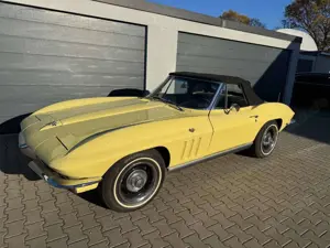 Chevrolet Corvette C2 Cabrio