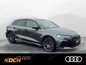 Audi RS3 2.5 TFSI q. S-Tronic, Panoramdach