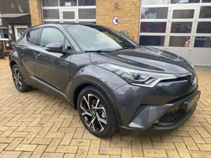Toyota C-HR Hybrid TeamD LED PDC NAV Stz/Lkr Hzg Kamera