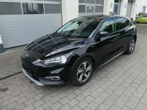 Ford Focus Lim. Active X*AHK*Panoramadach*