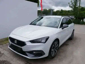SEAT Leon Sportstourer FR 2.0 TDI Kombi DSG*NAVI*TEMPOMAT...