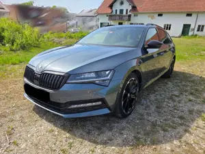Skoda Superb SportLine DSG | 1. Hand | TÜV neu | Matrix | DCC
