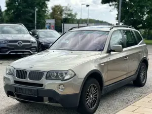 BMW X3 3.0d xDrive AHK Pano Aut Navi TÜV 07/27 Leder