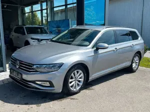 Volkswagen Passat Variant 1.5 TSI DSG Business