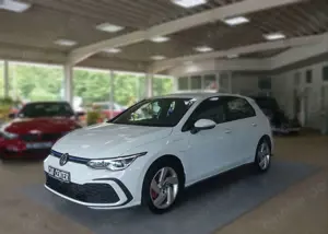 Volkswagen Golf VIII Lim. GTE eHybrid; NAV / LEDplus / LAN Bild 5