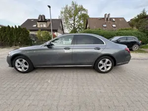 Mercedes-Benz E 200 E 200 (213.042)