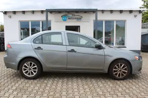 Mitsubishi Lancer 1.6 Klima Bild 5