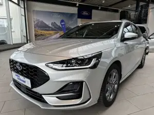 Ford Focus Turnier ST-Line X ACC + AHK + HeadUp