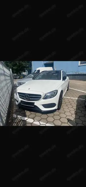 Mercedes-Benz C 250 d T 9G-TRONIC AMG Line Bild 3