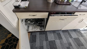 Einbauküche mit Elektrogeräte 